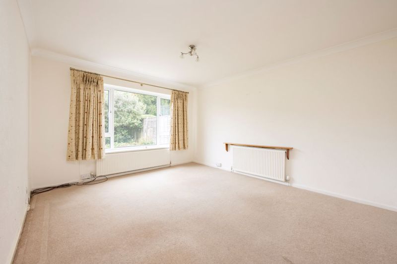 Living room- click for photo gallery